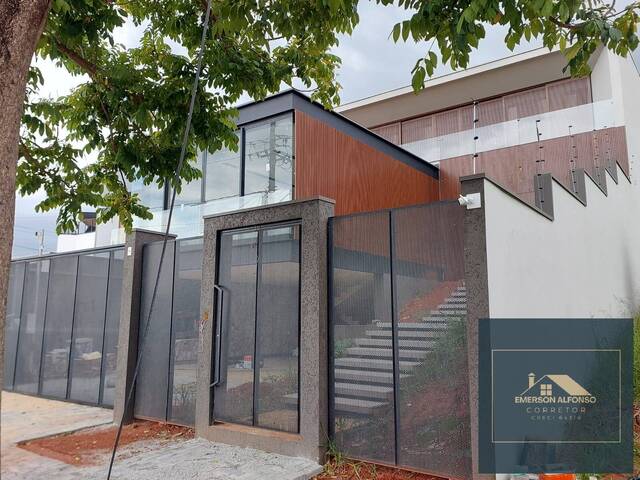 #107 - Casa para Venda em Pouso Alegre - MG