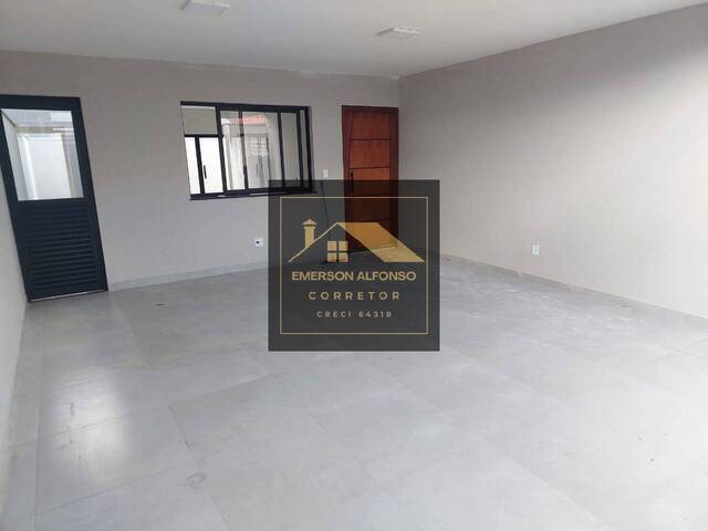 #110 - Casa para Venda em Pouso Alegre - MG - 3